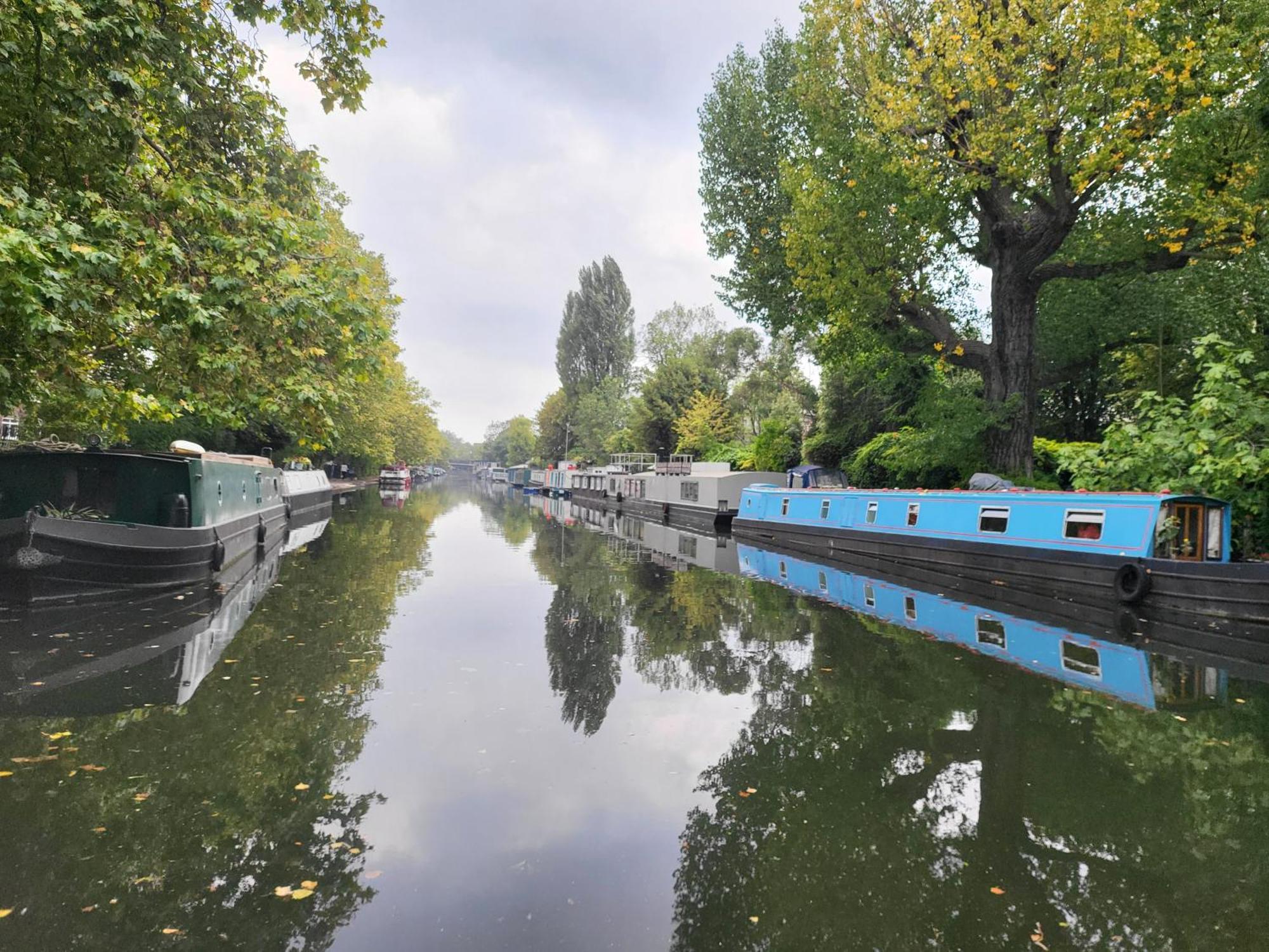 Lovely Canal Boat In Little Venice For Family & Friends London Kültér fotó