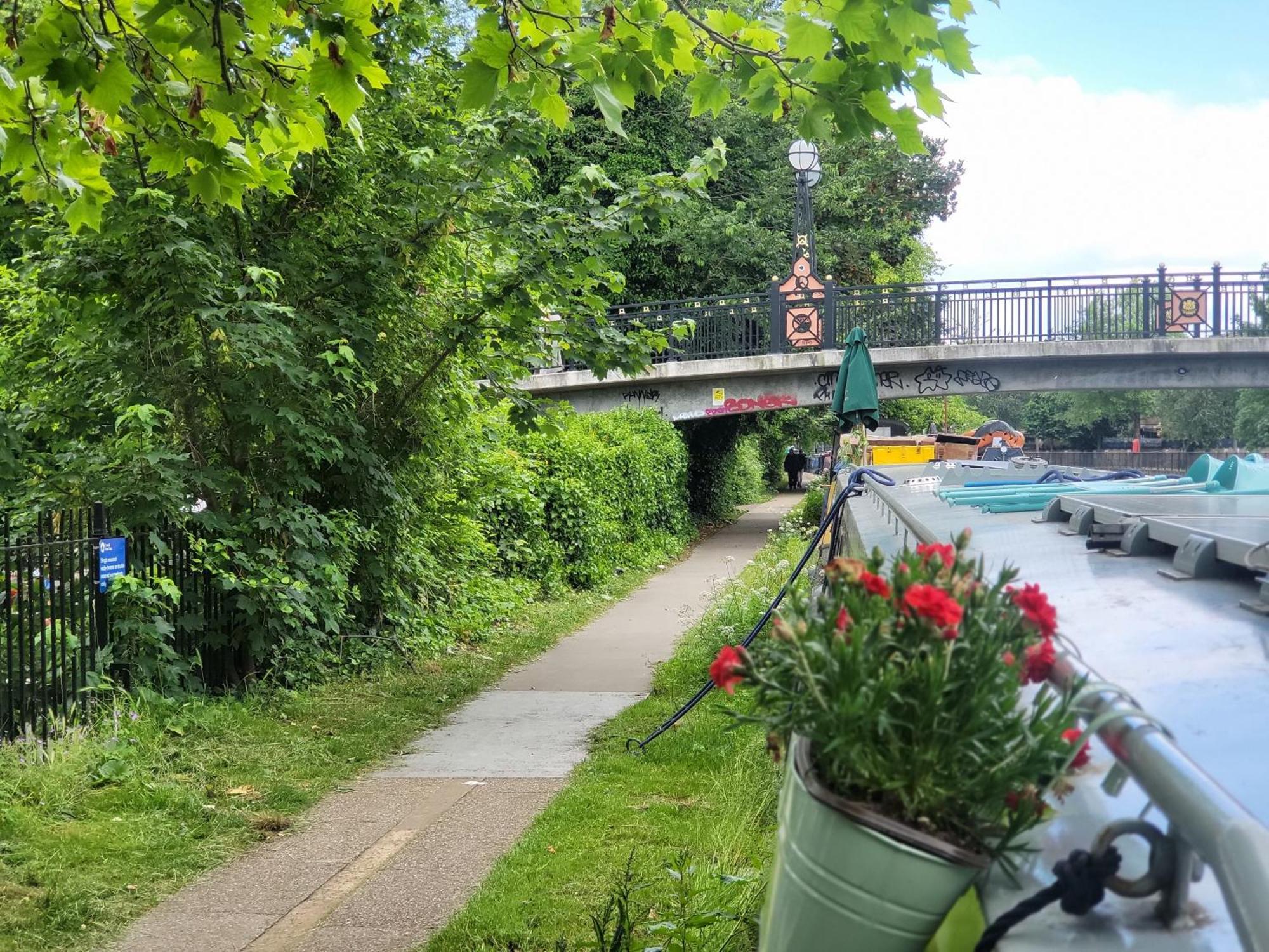 Lovely Canal Boat In Little Venice For Family & Friends London Kültér fotó